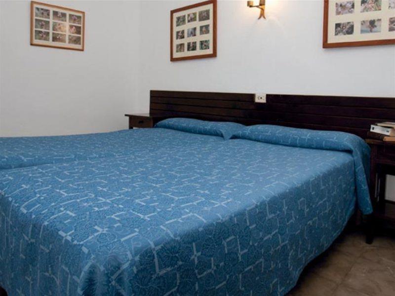 Boutique Hotel Oriola Cala de Sant Vicenc Exterior foto